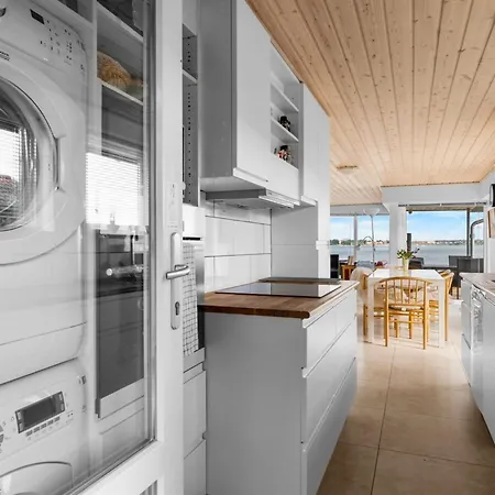 Yngvy - 10m From The Sea By Interhome Tatil Evi *