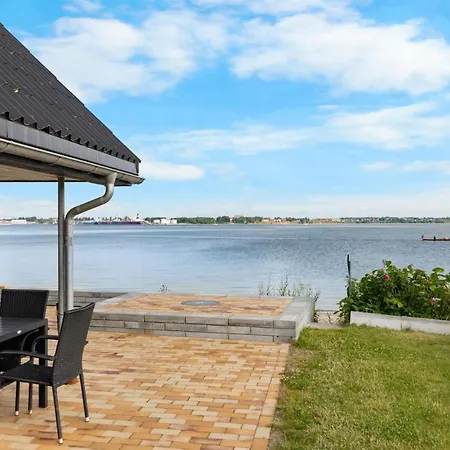 Casa vacanze Yngvy - 10m From The Sea By Interhome